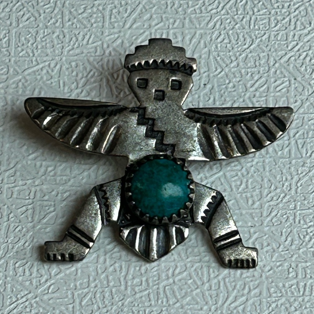Vintage KnifeWing Sterling Silver Fred Harvey Era Snake Eye Turquoise Zuni Pin
